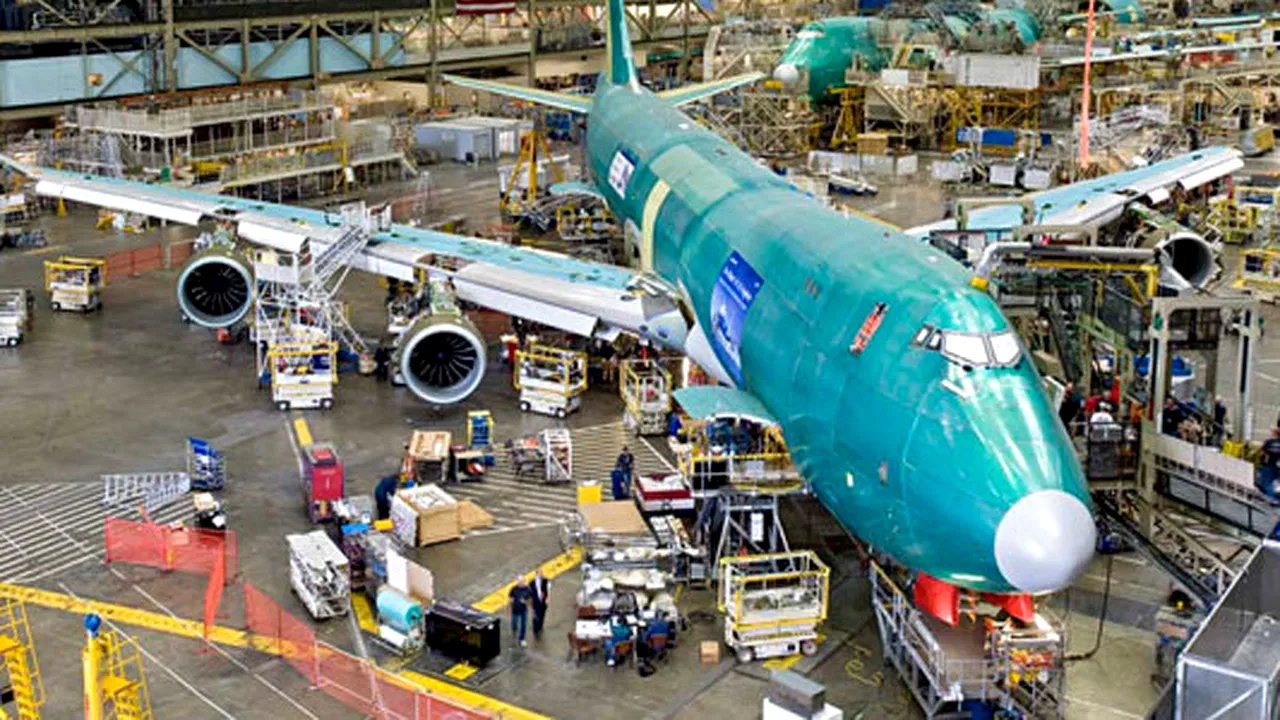 Boeing amenință că va produce noul avion 777 în afara SUA, din cauza neînțelegerilor cu sindicatele