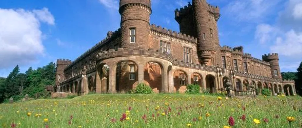 Un castel din secolul al XIX-lea din Scoția a fost evaluat la o liră sterlină. Ce condiții trebuie să îndeplinească potențialul viitor proprietar