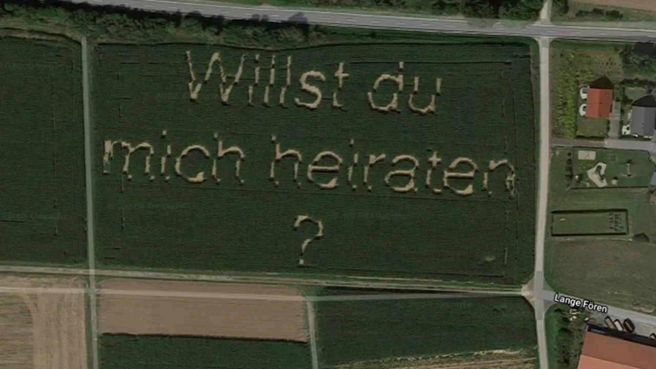 Cum a ajuns cererea în căsătorie a unui fermier să fie văzută pe Google Maps. Bărbatul a avut un șoc când și-a descoperit surpriza pe hartă