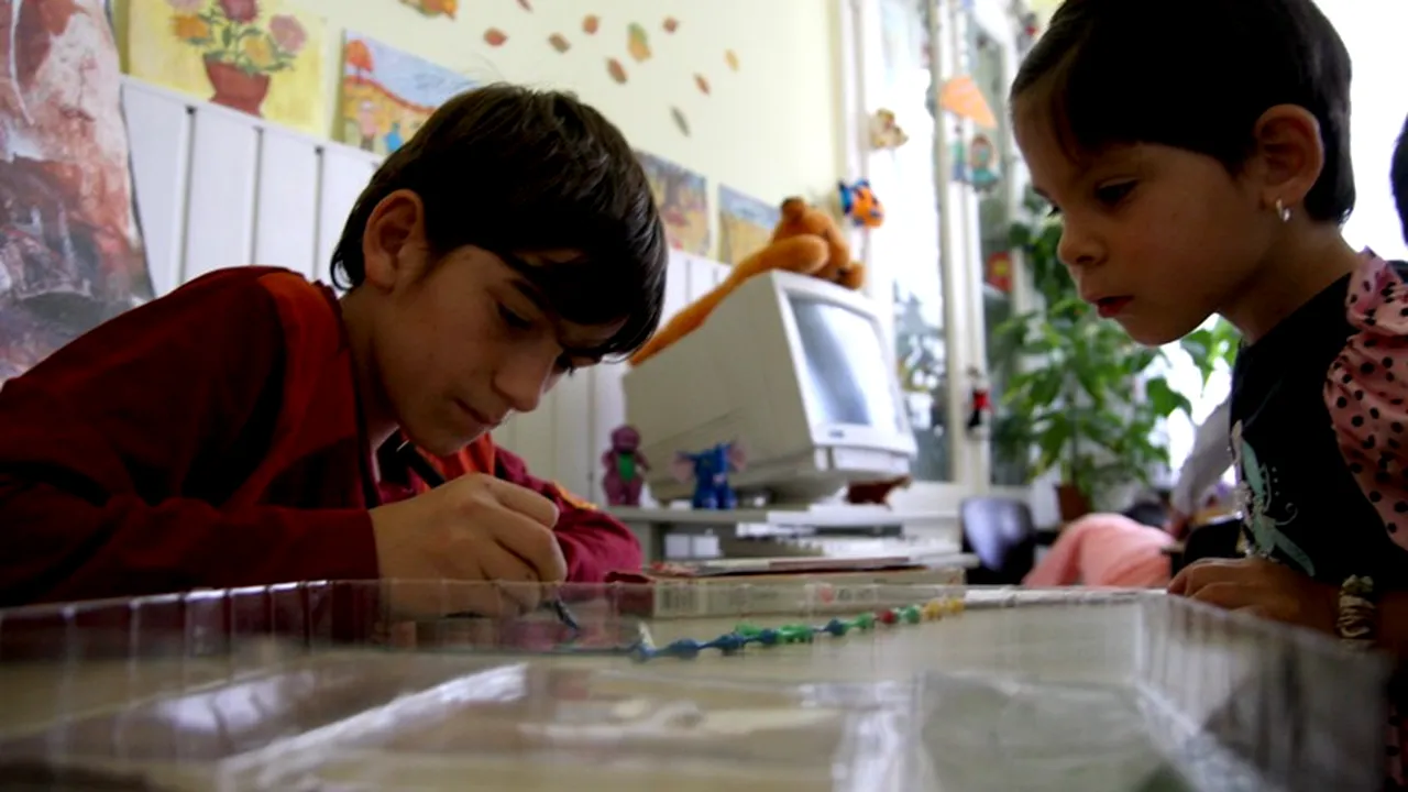 15.000 de copii sunt abandonați anual în țările foste comuniste