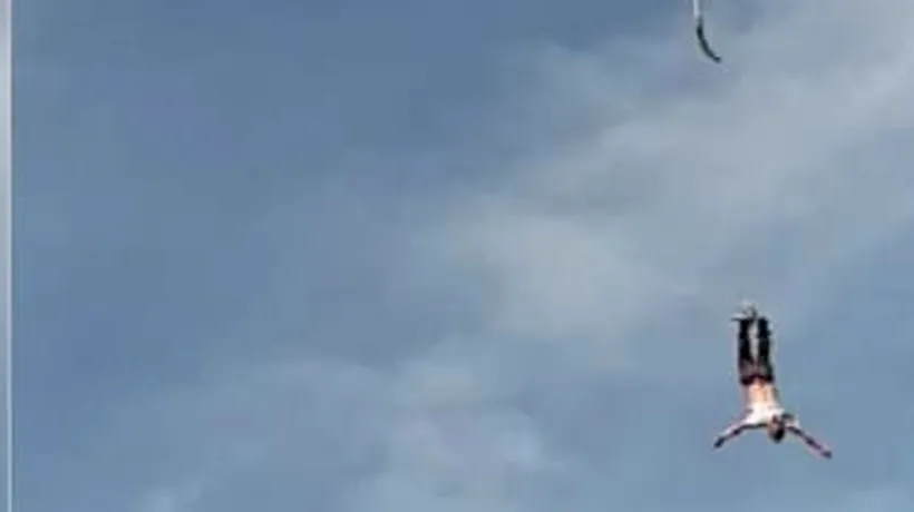Clipe de coșmar într-un parc de distracții. Un bărbat a căzut de la 100 de metri, după ce coarda de bungee jumping i s-a rupt - VIDEO