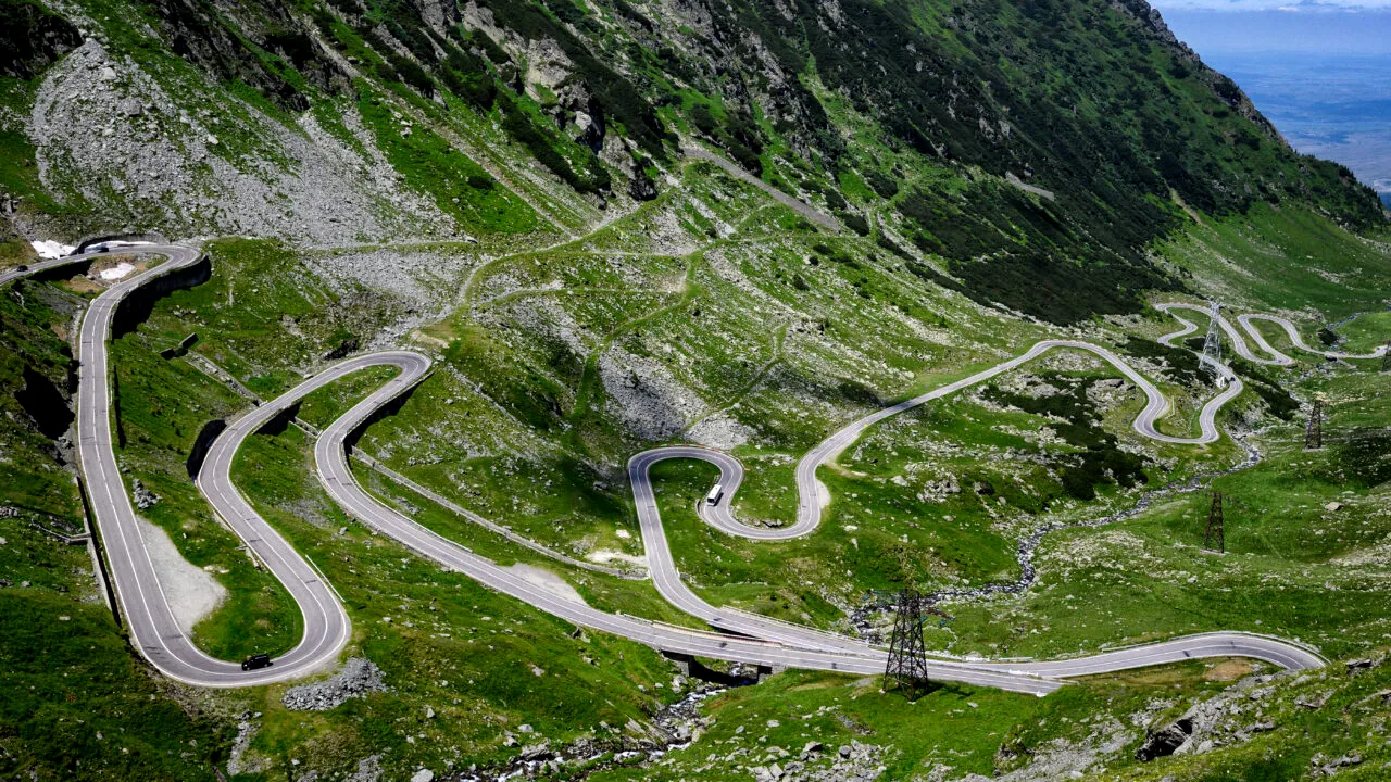 Interdicție pe Transfăgărășan. Drumul spectaculos se închide timp de 7 ore, pe 4 iulie 2025