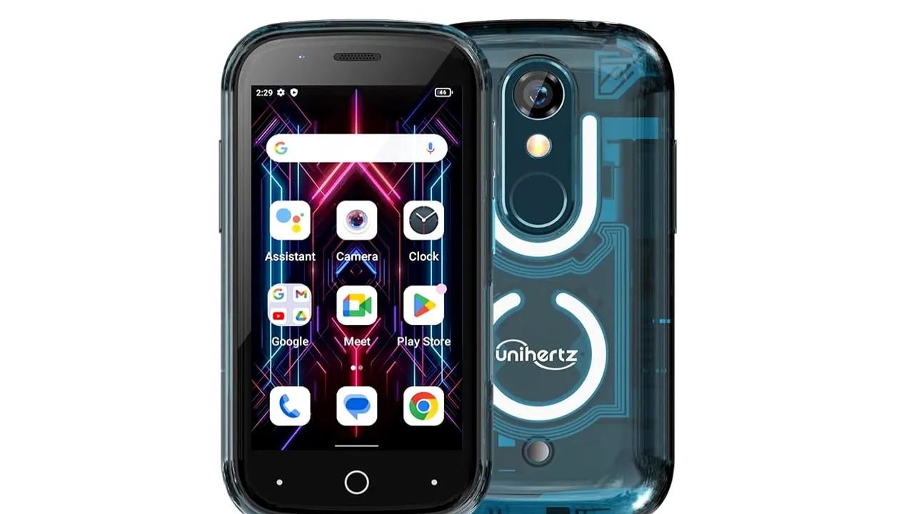 Acest smartphone liliputan cu Android are caracteristici care lipsesc de pe iPhone 15 și Galaxy S24