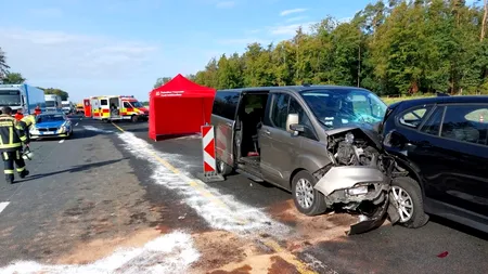 Microbuz cu români, implicat într-un ACCIDENT în Germania. 12 persoane au avut nevoie de îngrijiri medicale