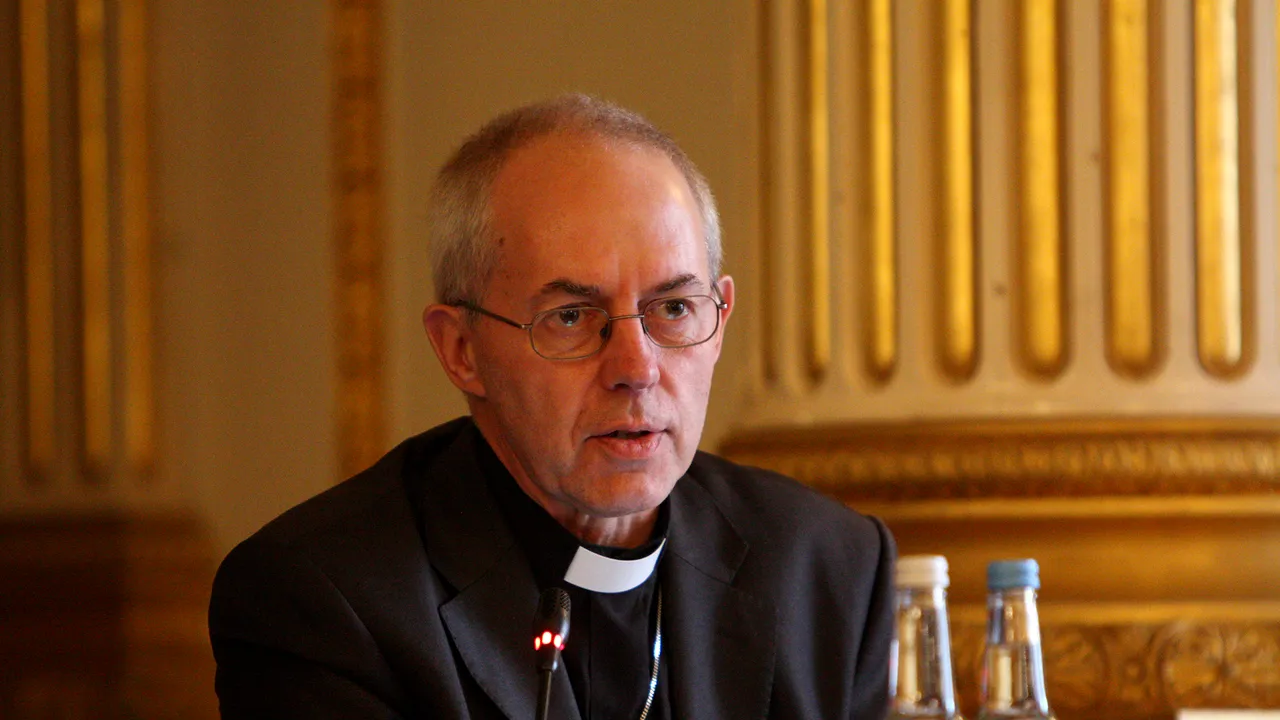 Arhiepiscopul Angliei a aflat la 60 de ani cine este tatal său.Surpriza uimitoare pe care a avut-o 