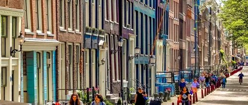 Olanda renunță la distanţarea socială şi anunţă un „permis Covid”