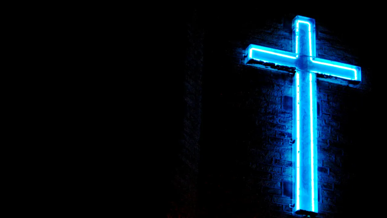 Oamenii care se uită la filme porno devin mai religioși