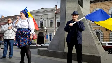 Diana Șoșoacă a protestat la Cluj alături de Gheorghe Funar (VIDEO)