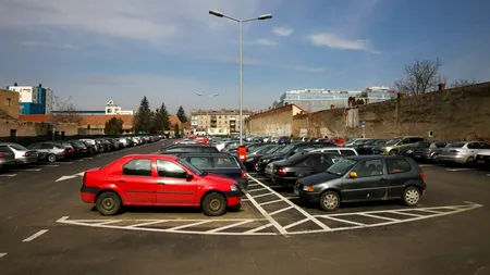 Șase milioane de lei pentru casarea rablelor din Cluj-Napoca. Primăria vrea să elimine 2.000 de mașini care ocupă inutil spațiul public
