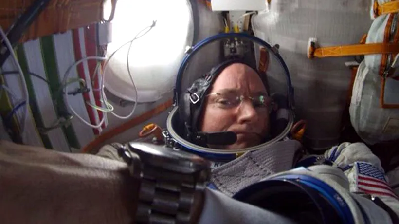 Dezvăluirile șocante ale astronautului Scott Kelly după un an petrecut în spațiu: „Mă simt amețit, iar atunci când ajung într-un final în poziție verticală durerea este îngrozitoare