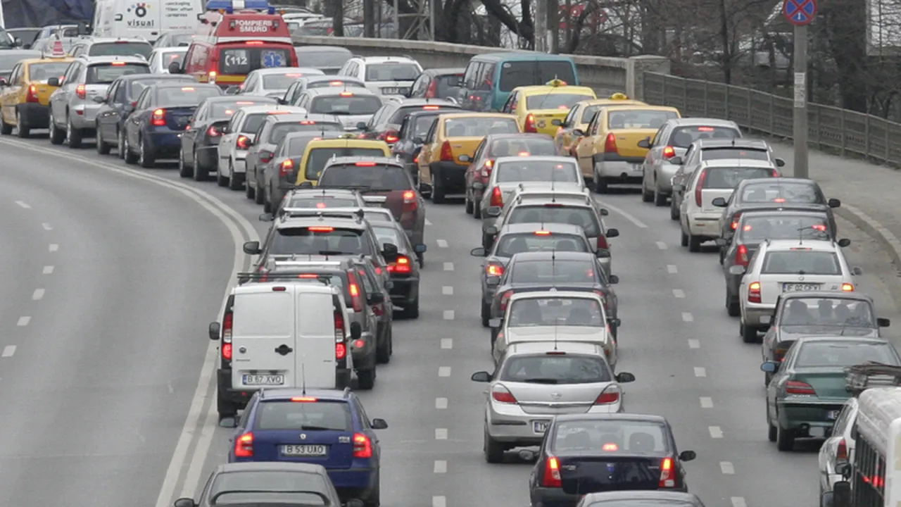 Traficul pe DN1 este infernal, se întoarce lumea de la munte! Ce recomandă Poliția
