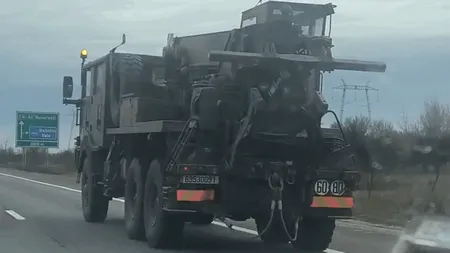 Convoi de vehicule militare franceze pe A1. Imaginile surprinse în urmă cu câteva momente