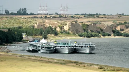 Căpitanul unei nave bulgărești, salvat de doi muncitori din Portul Orșova după ce a căzut în Dunăre