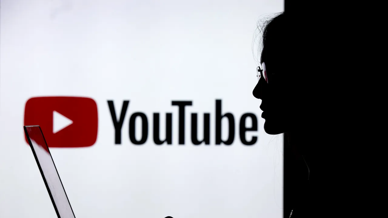 Directiva drepturilor de autor OBLIGĂ YouTube și Google să aibă LICENȚE pentru anumite materiale