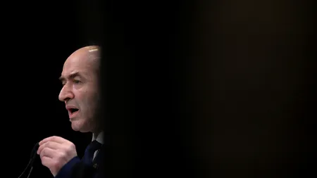 Toader reacționează la CRITICILE lui Timmermans: NIMENI nu poate solicita începerea sau oprirea unei anchete. Această ingerință NU este permisă