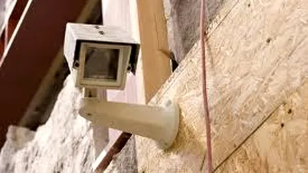 Străzile din apropierea a 22 de școli din Capitală, supravegheate video