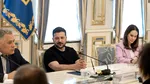 Anchetă anticorupție în Ucraina. Procurorii NABU efectuează percheziții la domiciliul adjunctului șefului de cabinet al lui Zelenski și la locuințele unor deputați. Suspecții sunt acuzați de spălarea a 3,4 milioane dolari. Pentru ce ar fi fost folosiți banii