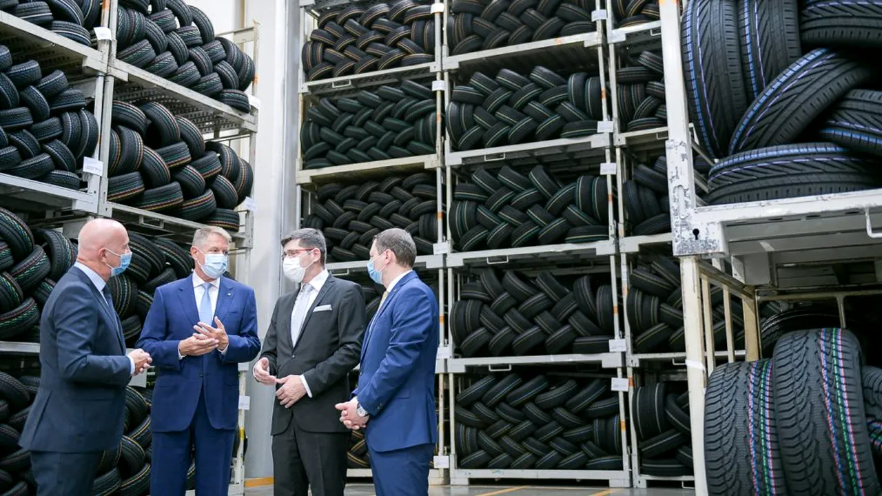 Klaus Iohannis a decorat compania Continental Automotive România. Care este ordinul conferit