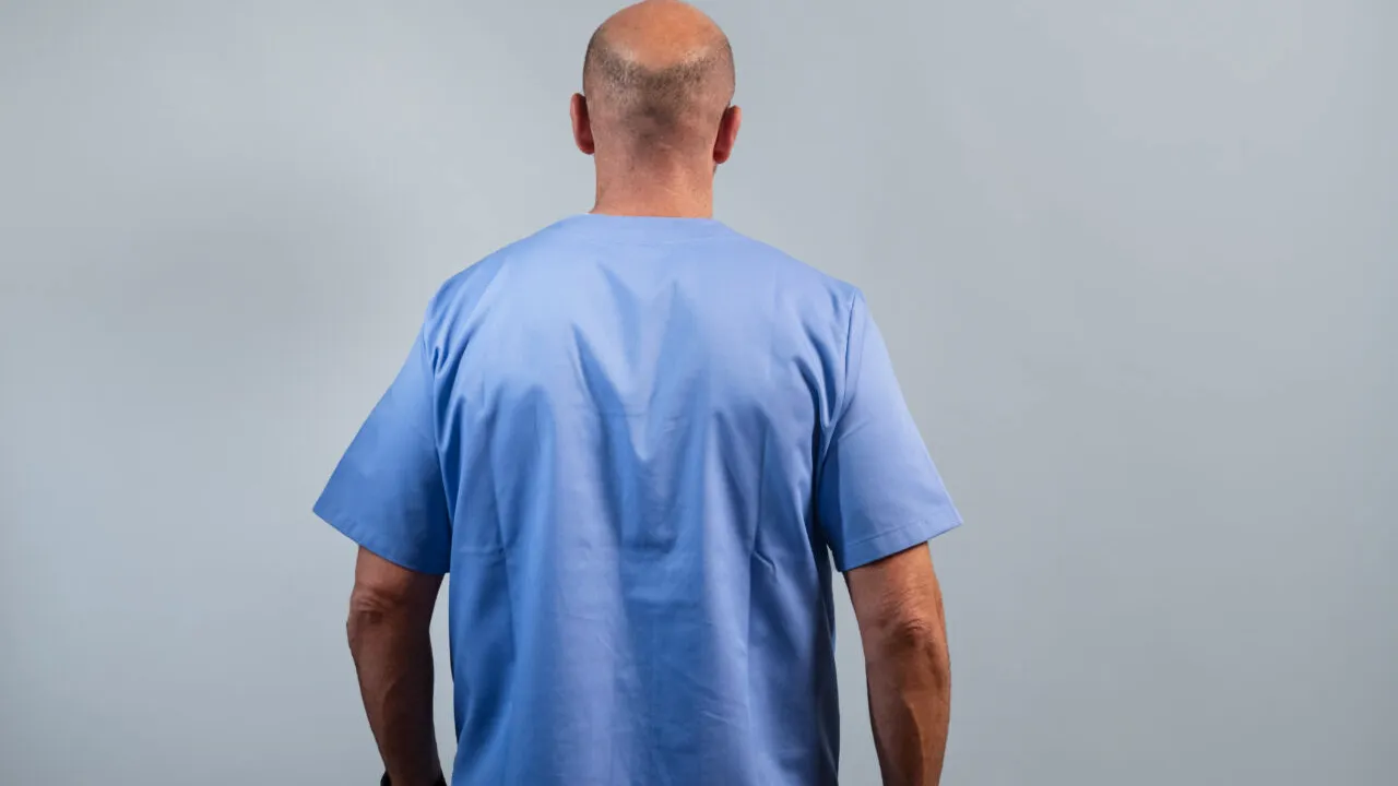 Medic român în vârstă de 54 de ani, stabilit în Franța, acuzat de hărțuire sexuală de opt dintre colege