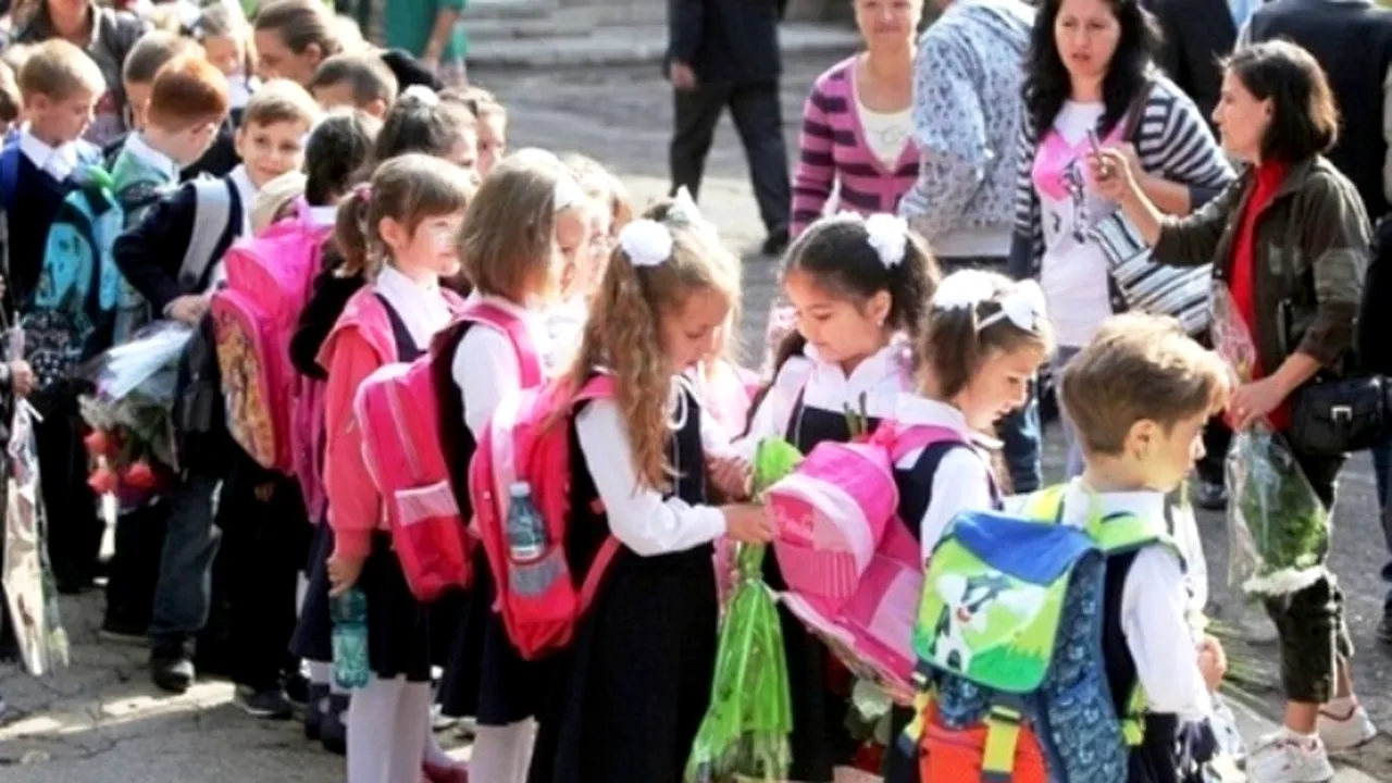 Un calcul simplu demonstrează care este una din cele mai mari probleme ale învătământului din România. Unde au dispărut 45.000 de copii din statisticile oficiale