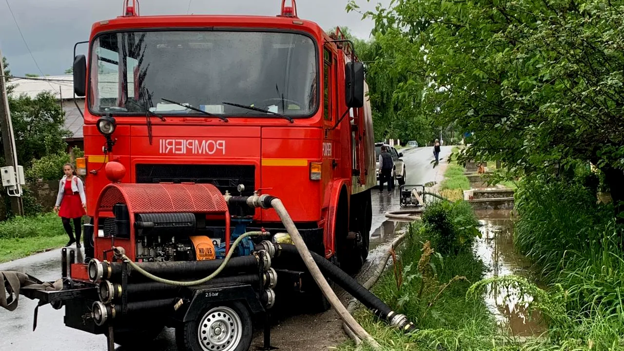 Bilanț IGSU după ploile torențiale: 14 localități din 12 județe au fost afectate