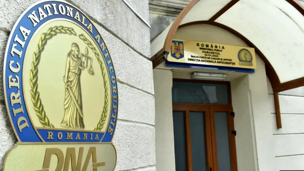Directorul Direcției Regionale Vamale București a fost trimis în judecată pentru CORUPȚIE alături de alți doi funcționari din cadrul instituției