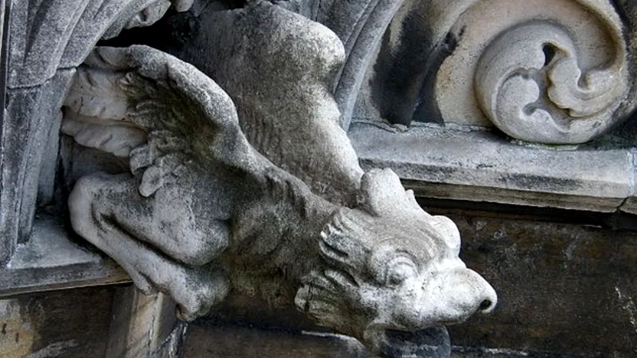 Garguiele de pe Domul din Milano pot fi adoptate, contra unei donații
