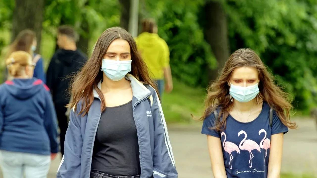 Crește rata de infectare cu SARS-CoV-2 în Capitală. Încă un județ ajunge la pragul de 3 îmbolnăviri la mia de locuitori