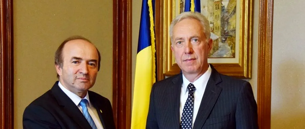 Ambasadorul SUA cere o întâlnire cu Toader, după ce a fost criticat că se amestecă în dezbaterea pe Legile justiției