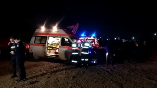 Un polițist din Baia Mare a decedat după ce a intrat cu BMW-ul într-o căruță nesemnalizată