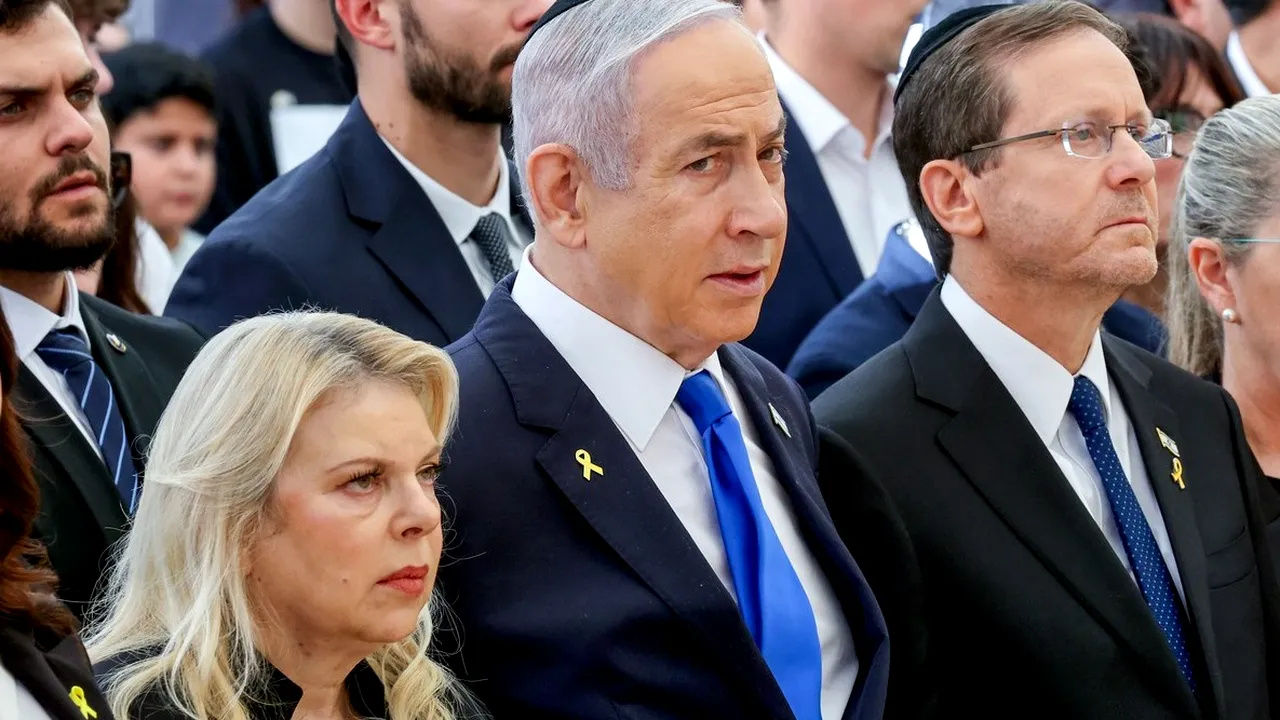 Sara, soția premierului israelian Benjamin NETANYAHU, surprinsă la microfon: „Mai puțin de 24 de ostatici sunt în viață în Gaza”