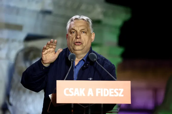 The Guardian: Apropiații lui Orbán își scot averile din Ungaria