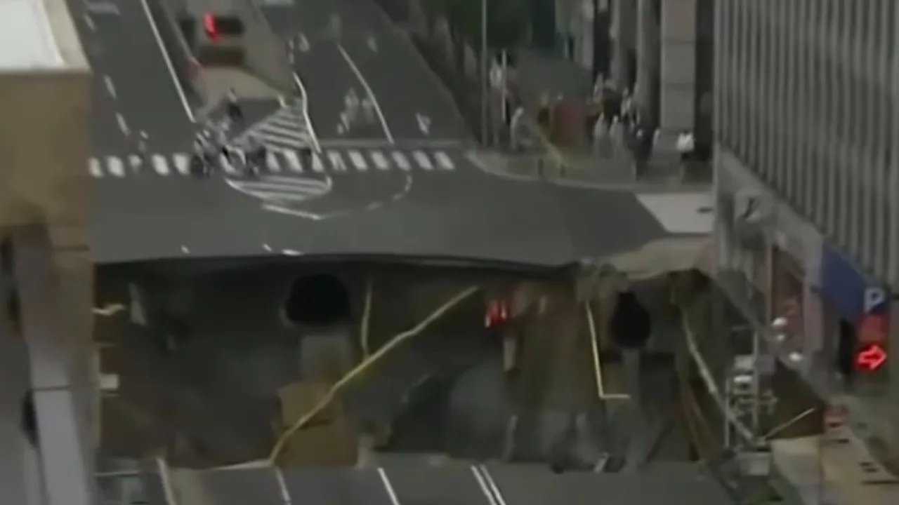 Exemplul de eficiență în Japonia. În cât timp au reușit muncitorii japonezi să repare acest drum surpat