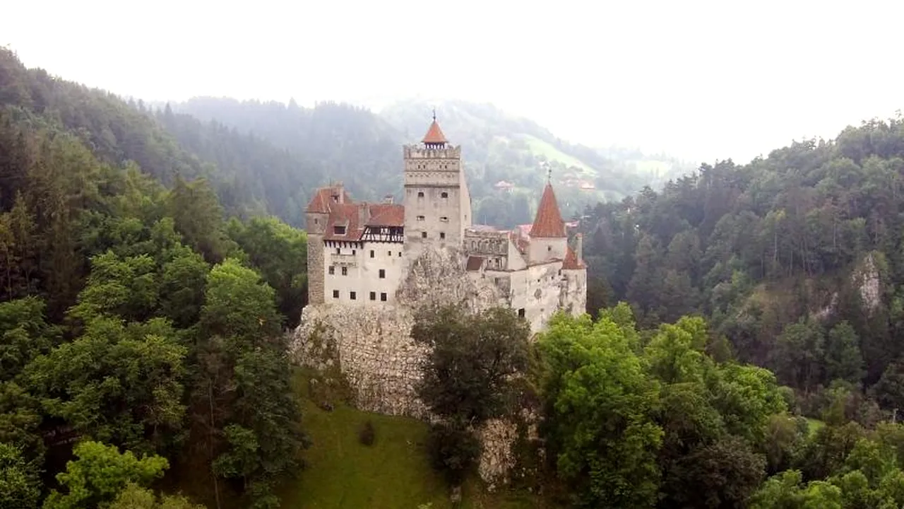 Un american a lansat o campanie pe Kickstarter pentru cumpărarea Castelului Bran. Ținta: 25 milioane de dolari. Câți bani a strâns