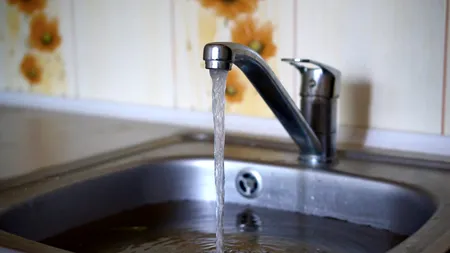 Cum procedezi pentru eliminarea calcarului. Cele 4 moduri prin care să îți îmbunătățești calitatea apei direct la tine acasă