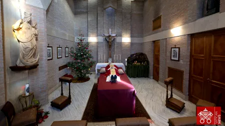Vaticanul a publicat imagini cu trupul defunctului Papă Benedict al XVI-lea. Când vor avea loc funeraliile fostului suveran pontif