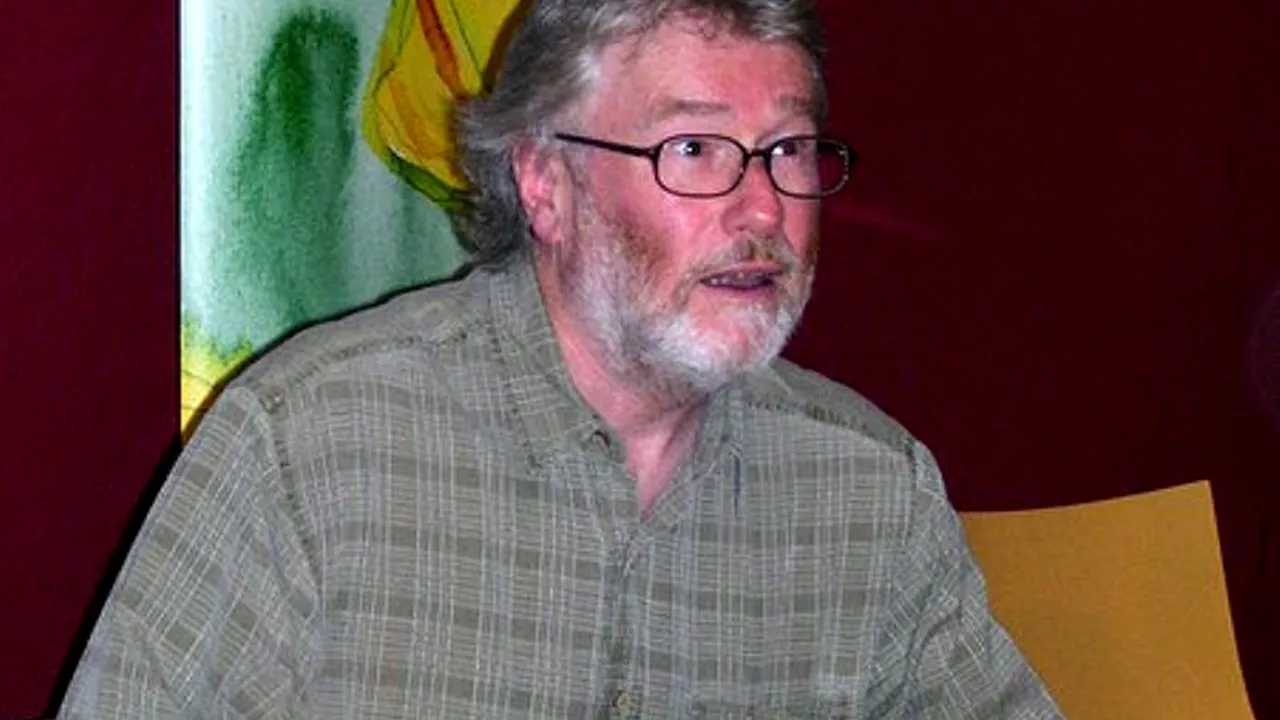 Scriitorul scoțian de romane SF Iain Banks a murit