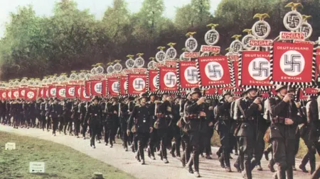 Ucraina interzice propaganda și simbolurile comuniste și naziste