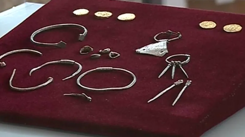 Mai multe obiecte de podoabă dacice rare au fost recuperate și adăugate tezaurului istoric al României