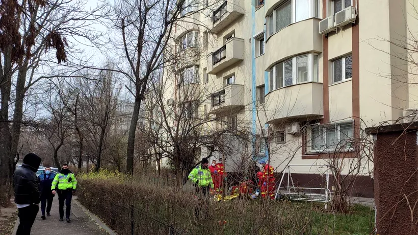 Un bărbat de 80 de ani a murit, după ce a căzut de la etajul 3 al unui bloc din Cluj-Napoca. Polițiștii cercetează cazul