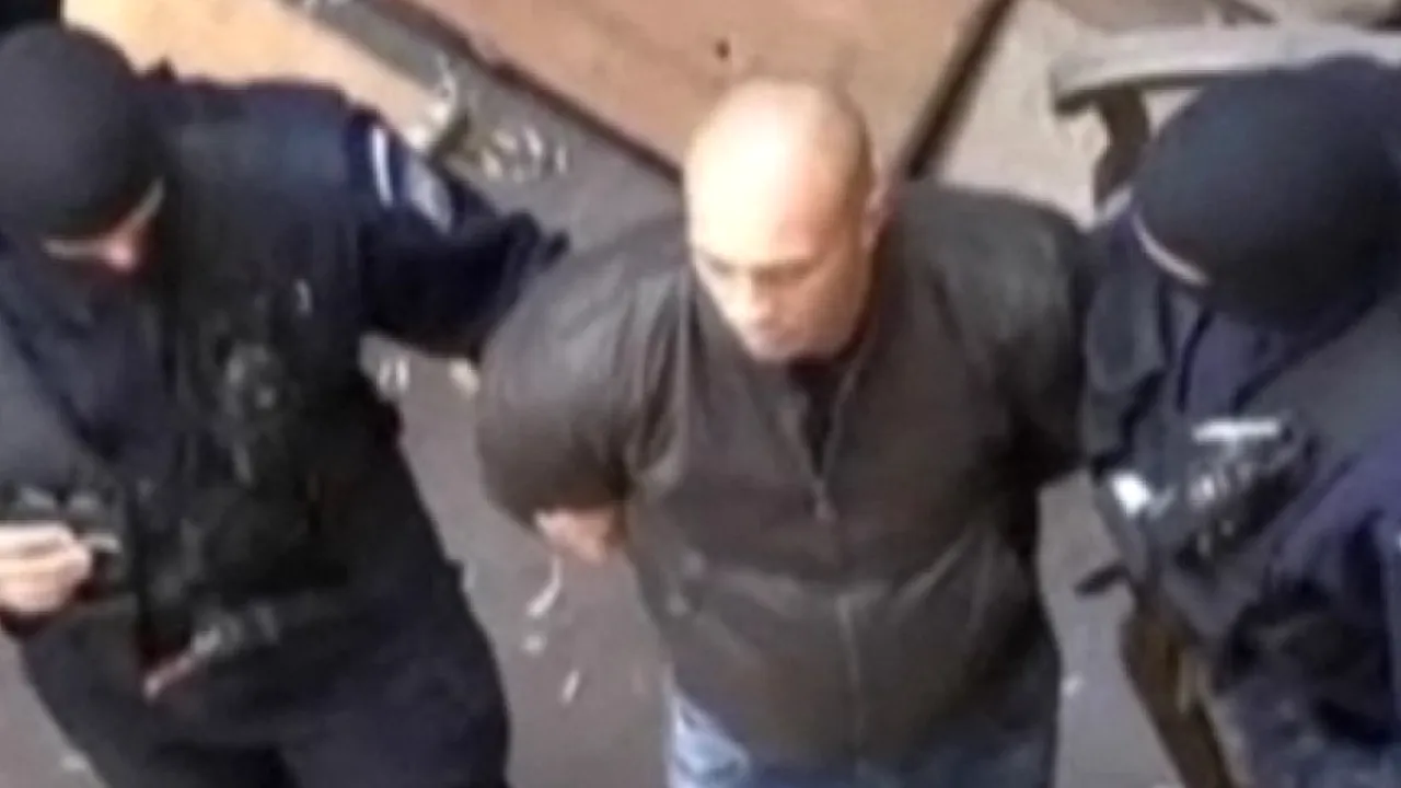 Ghenosu își inițiază fiul în lumea interlopă:  