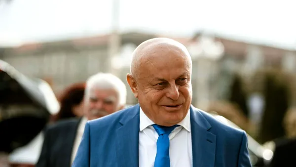 Fostul șef Romsilva, care a încasat un bonus de 100.000 de euro la PENSIE, a dat în judecată Regia Națională a Pădurilor. Cere despăgubiri cu dobândă