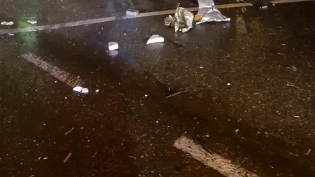 Accident cu trei victime în Gorj. Un șofer a pierdut controlul volanului și a lovit indicatorul din beton de la intrarea în Târgu Jiu