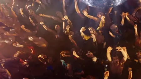 Personajele LGBTQ din filmele de la Hollywood, din ce în ce mai multe datorită adolescenților și supereroilor