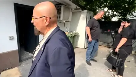 Piedone a ajuns în control la firmele de pompe funebre din București. Ce făceau acești 2 comisari ANPC în spatele lui, în timpul verificărilor