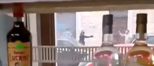 VIDEO | Scene terifiante în fața unei sinagogi din Torino. Un islamic nord-african a creat panică cu un cuțit, înainte de a fi „curentat” de poliție