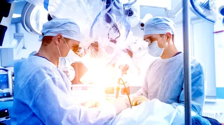 A văzut că ia BRUSC în greutate și a mers la medic. Ce au descoperit doctorii în abdomenul femeii