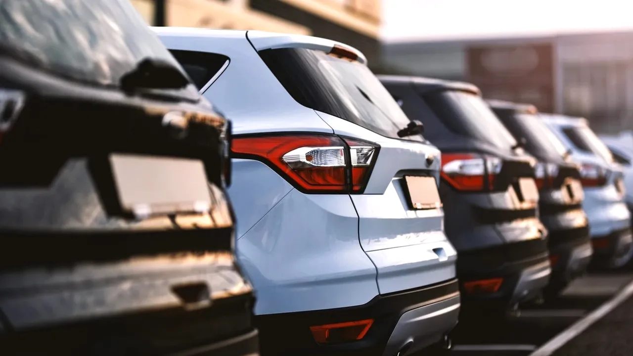 Orașul în care un loc de parcare costă cât un apartament de lux în București