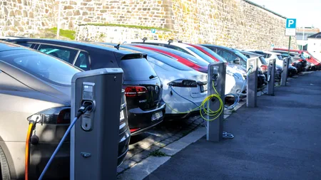 Cele mai vândute MAȘINI ELECTRICE din Romania/Producătorul care are două modele în Top 3