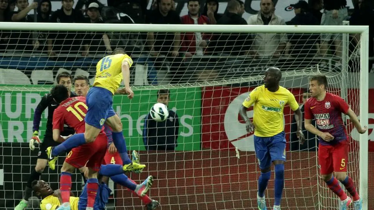 Steaua - Petrolul LIVE. Cine câștigă primul trofeu al sezonului?